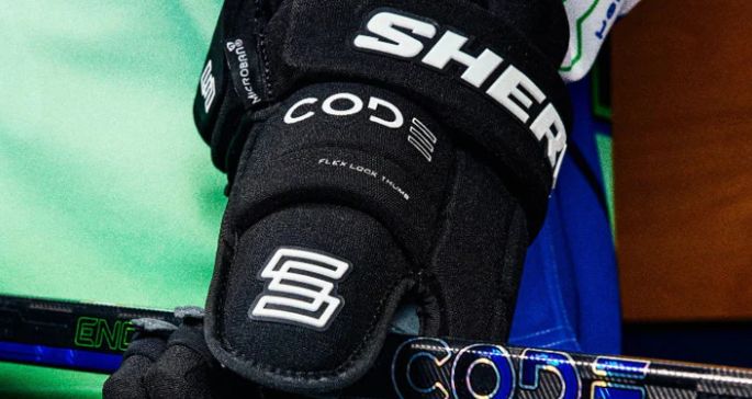 Hockey gloves